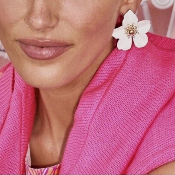 Lilly Pulitzer White and‎ Gold Orchid Earrings NWT - Picture 6 of 8